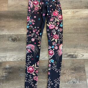 Dharma Bums Black Leggings with Pink & Blue Floral Print NWT size S